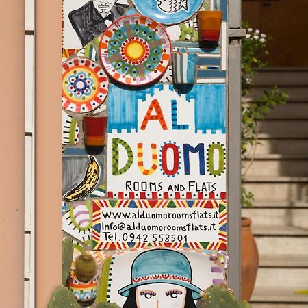 Al Duomo Rooms & Flats 陶尔米纳 外观 照片