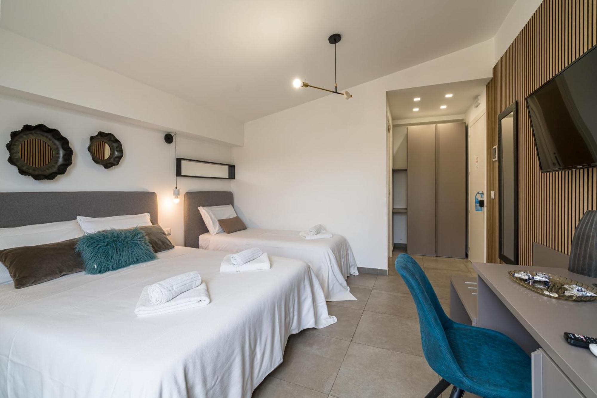 Al Duomo Rooms & Flats 陶尔米纳 外观 照片