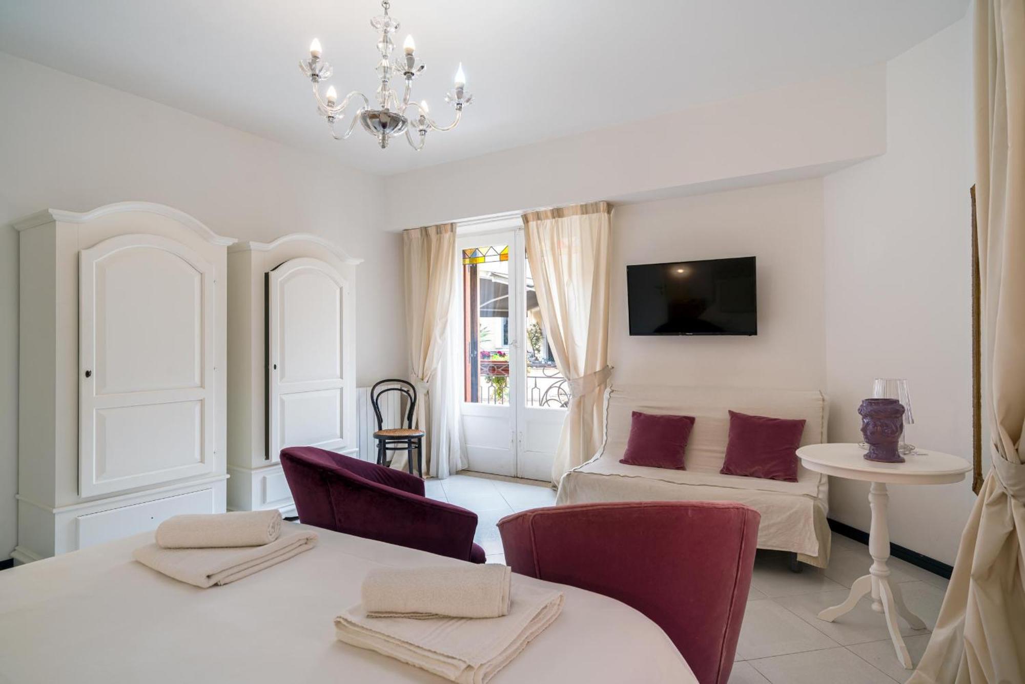 Al Duomo Rooms & Flats 陶尔米纳 外观 照片